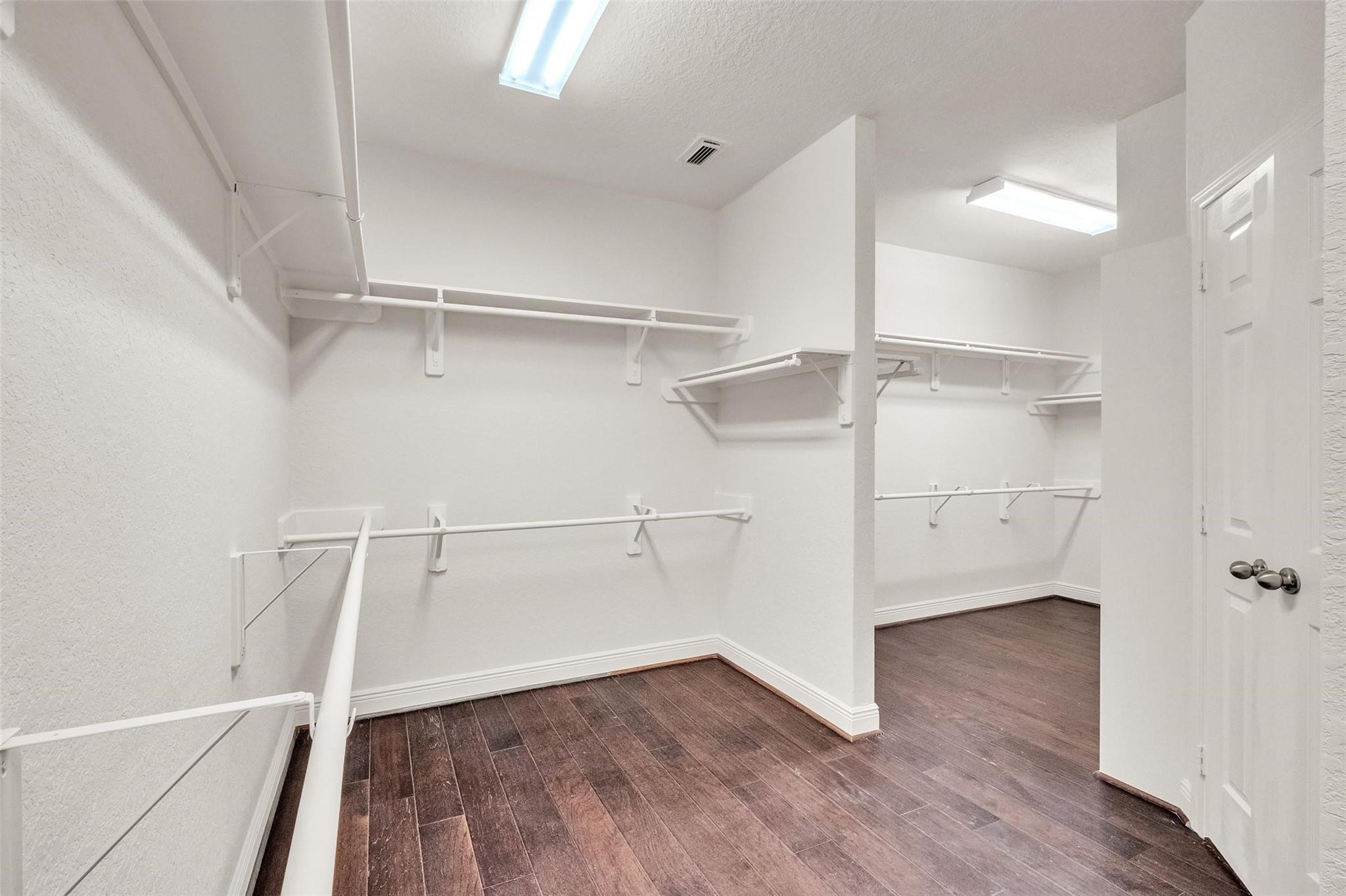 Sugar Land, Texas 77479, United States, 4 Bedrooms Bedrooms, ,4 BathroomsBathrooms,Residential,Active,224353