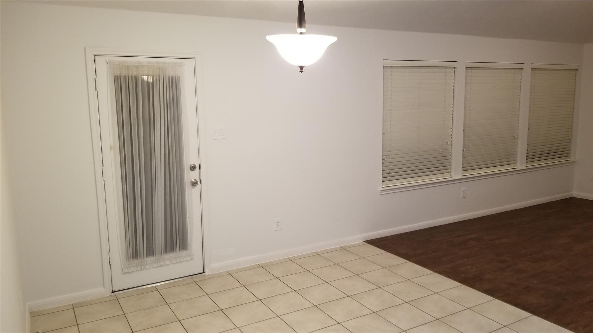 935 Rock Springs Drive