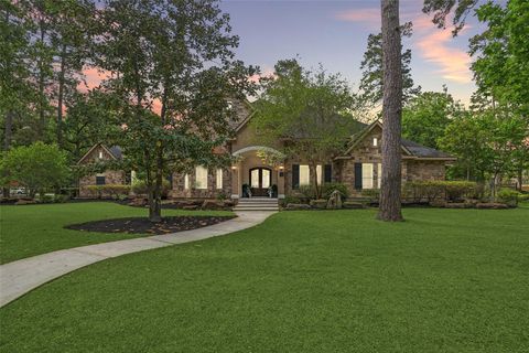 Photo of 1720 Magnolia Lane, Kingwood, TX 77339 (MLS # 31201518)