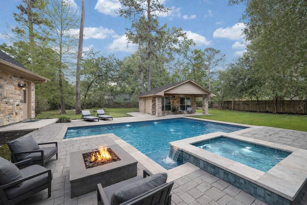 Photo of 1720 Magnolia Lane, Kingwood, TX 77339 (MLS # 31201518)