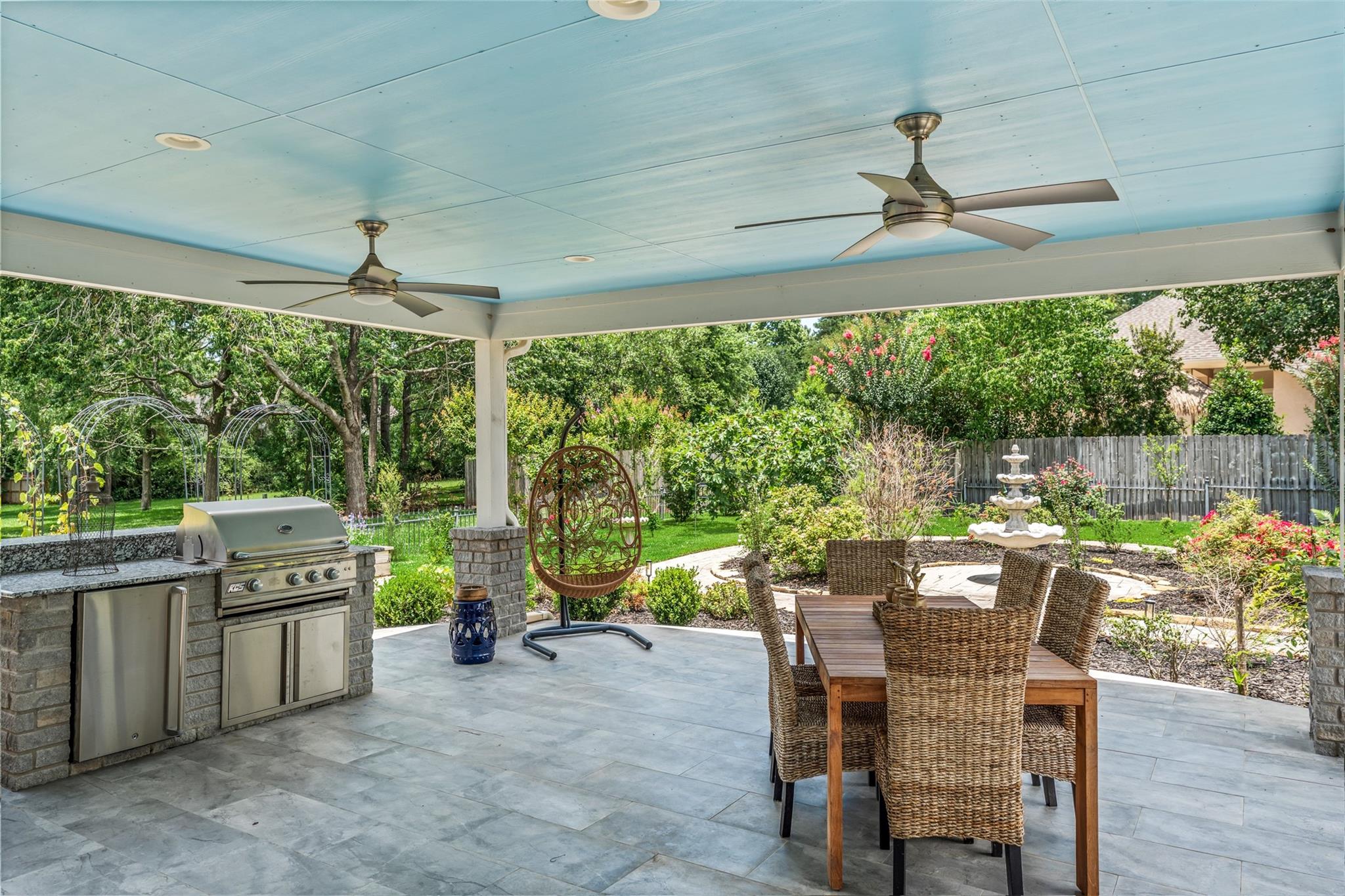 17 Bentwood Drive
