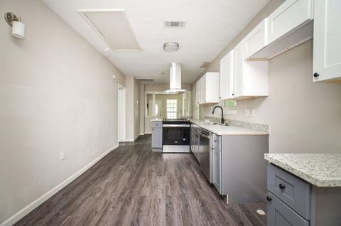 Tiny photo for 4203 New Orleans Street, Houston, TX 77020 (MLS # 16060383)