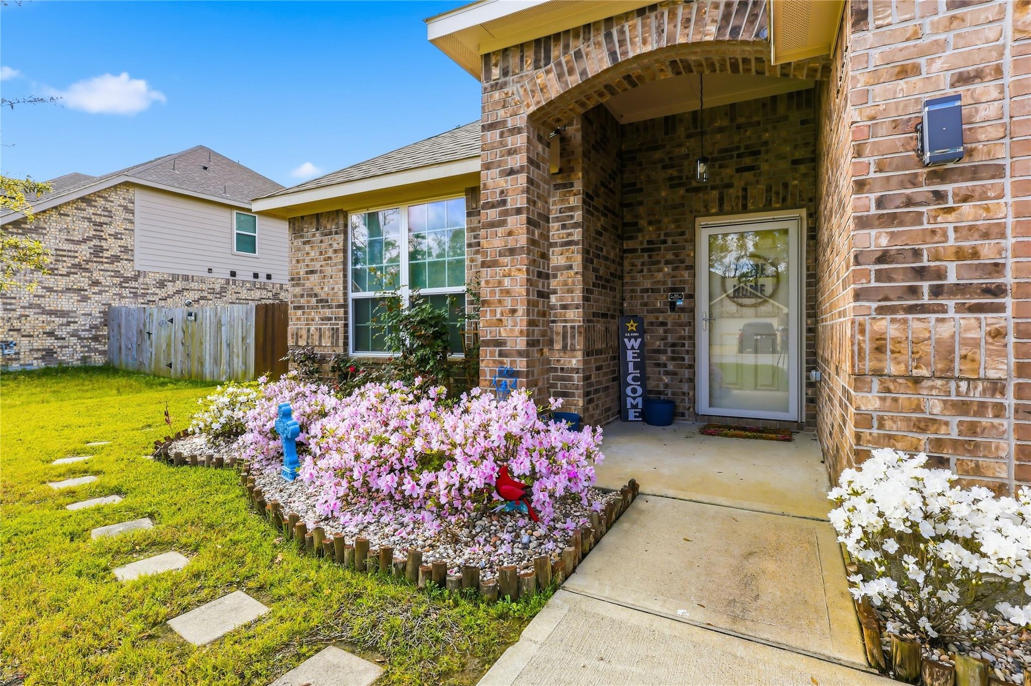 658 W Linnwood Drive