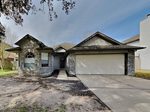 Photo of 4330 Spoonbill Drive, Seabrook, TX 77586 (MLS # 81534858)