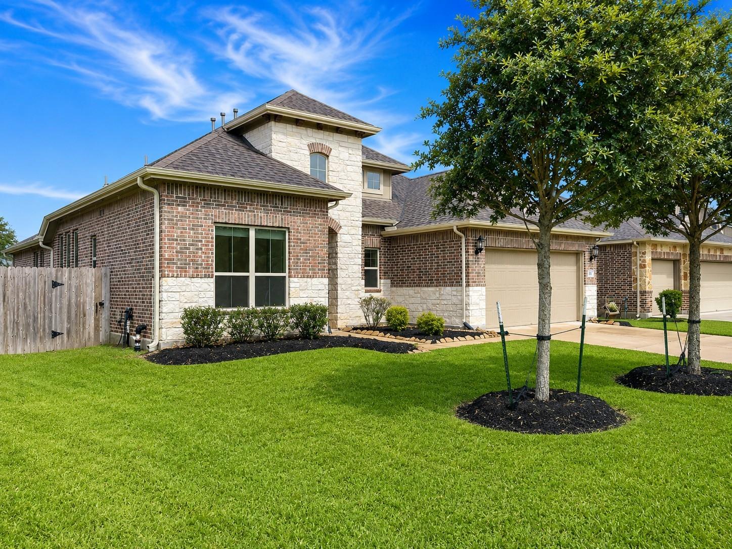 320 Woodway Drive