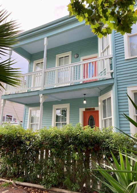 Photo of 1904 Avenue N, Galveston, TX 77550 (MLS # 61315539)