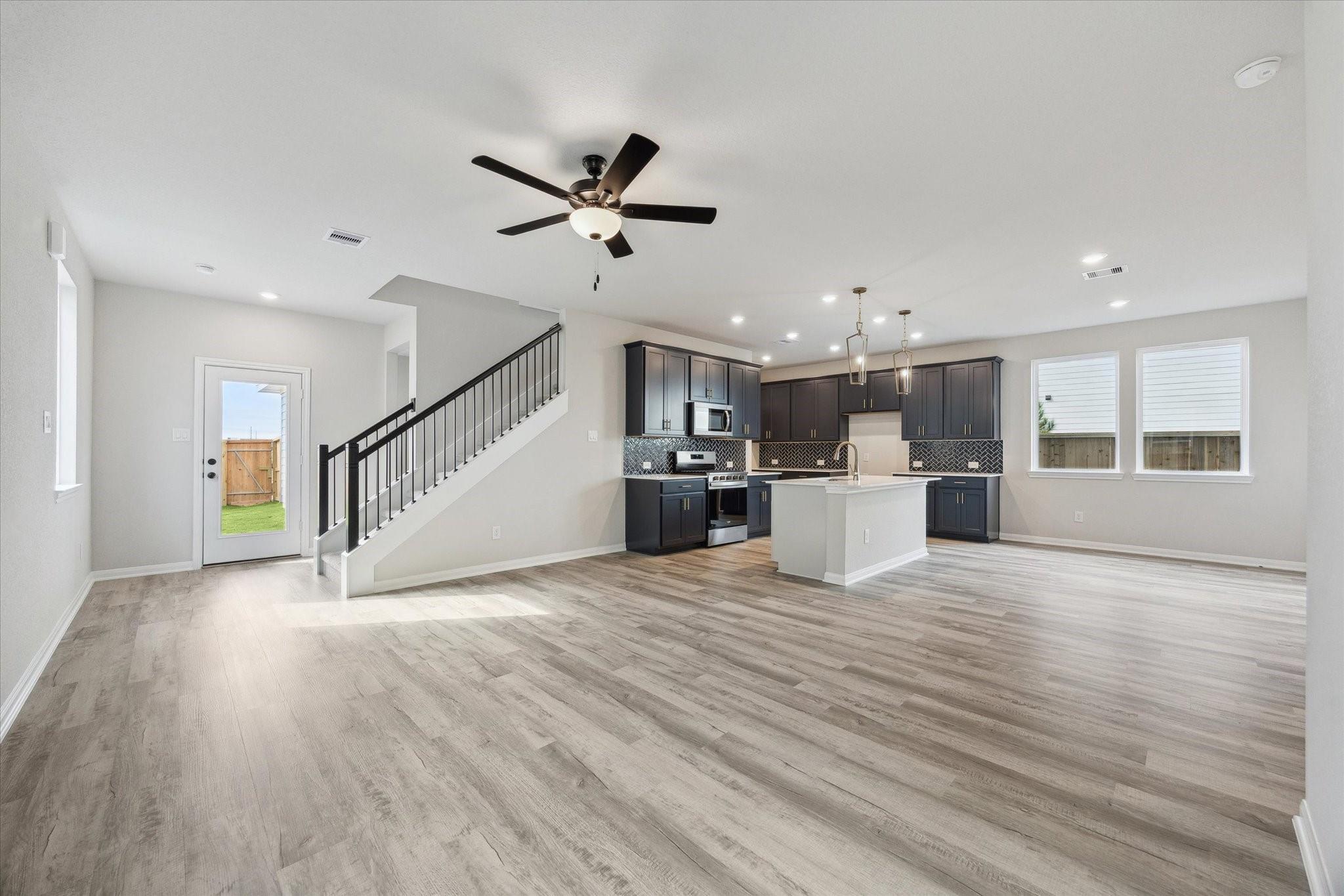 6415 Prospect Oaks Parkway