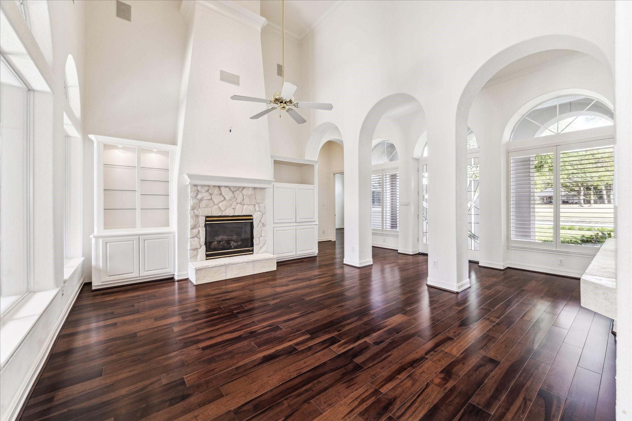 966 Bentwater Drive