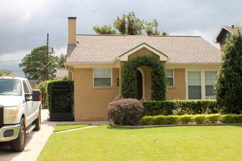 Photo of 8234 Bonner Drive, Houston, TX 77017 (MLS # 2616831) Photo of 8234 Bonner Drive, Houston, TX 77017 (MLS # 2616831)
