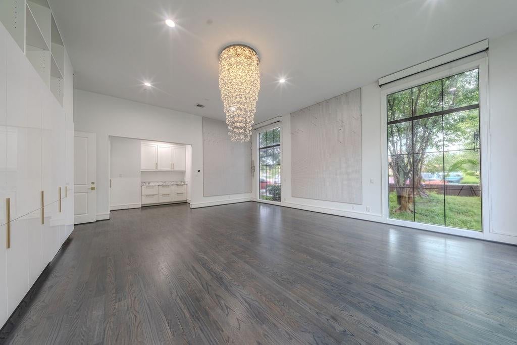 1423 Lake Pointe Parkway