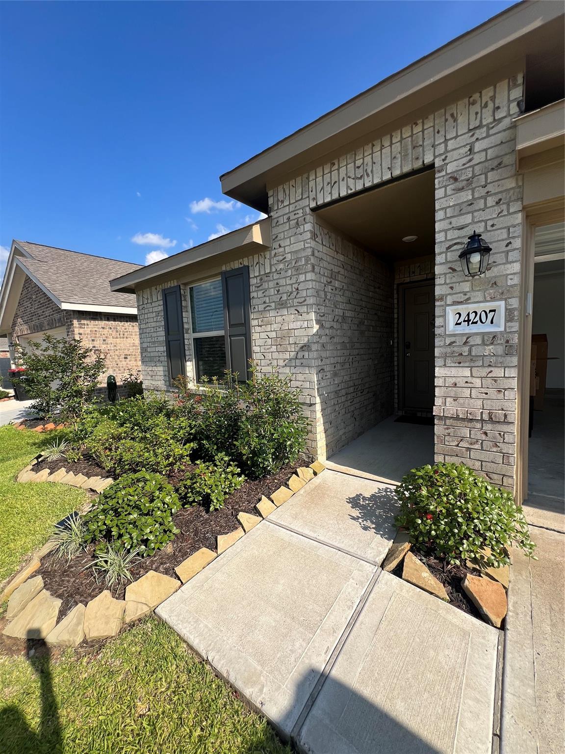 24207 Breckenridge Pass Lane