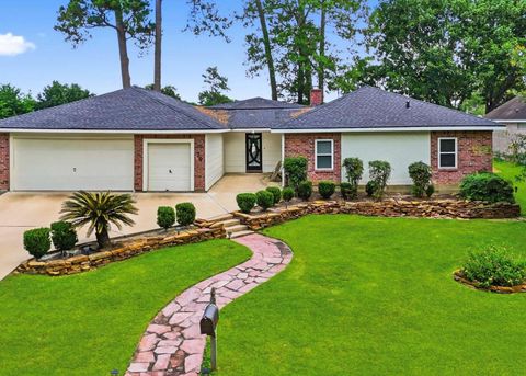 Photo of 79 Summers Wind Street, Conroe, TX 77356 (MLS # 42291308)