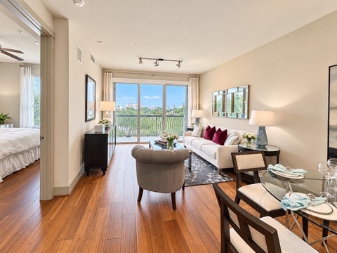 Photo of 10401 Town And Country Way #313, Houston, TX 77024 (MLS # 4173396)