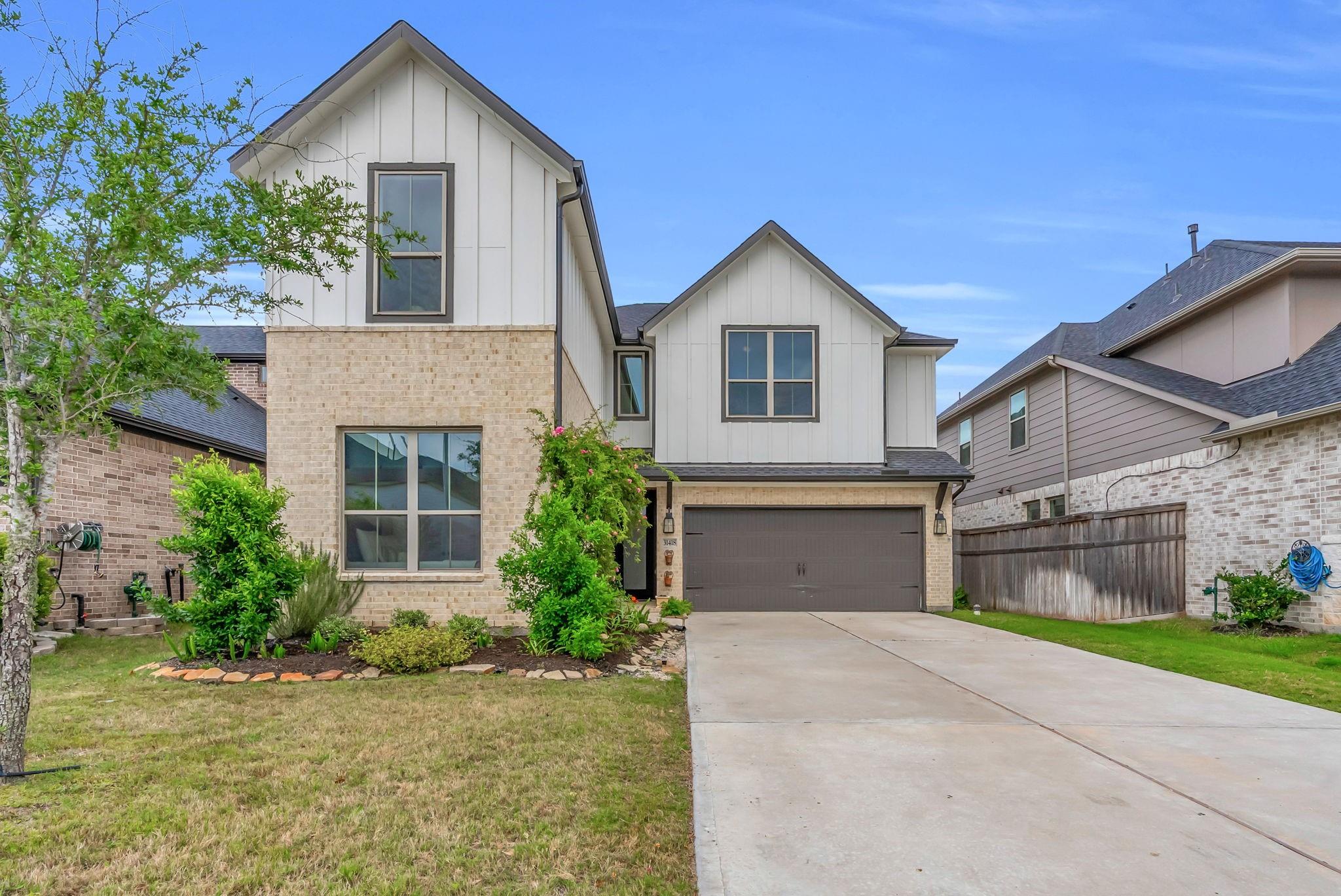 31418 Golden Cliffs Lane