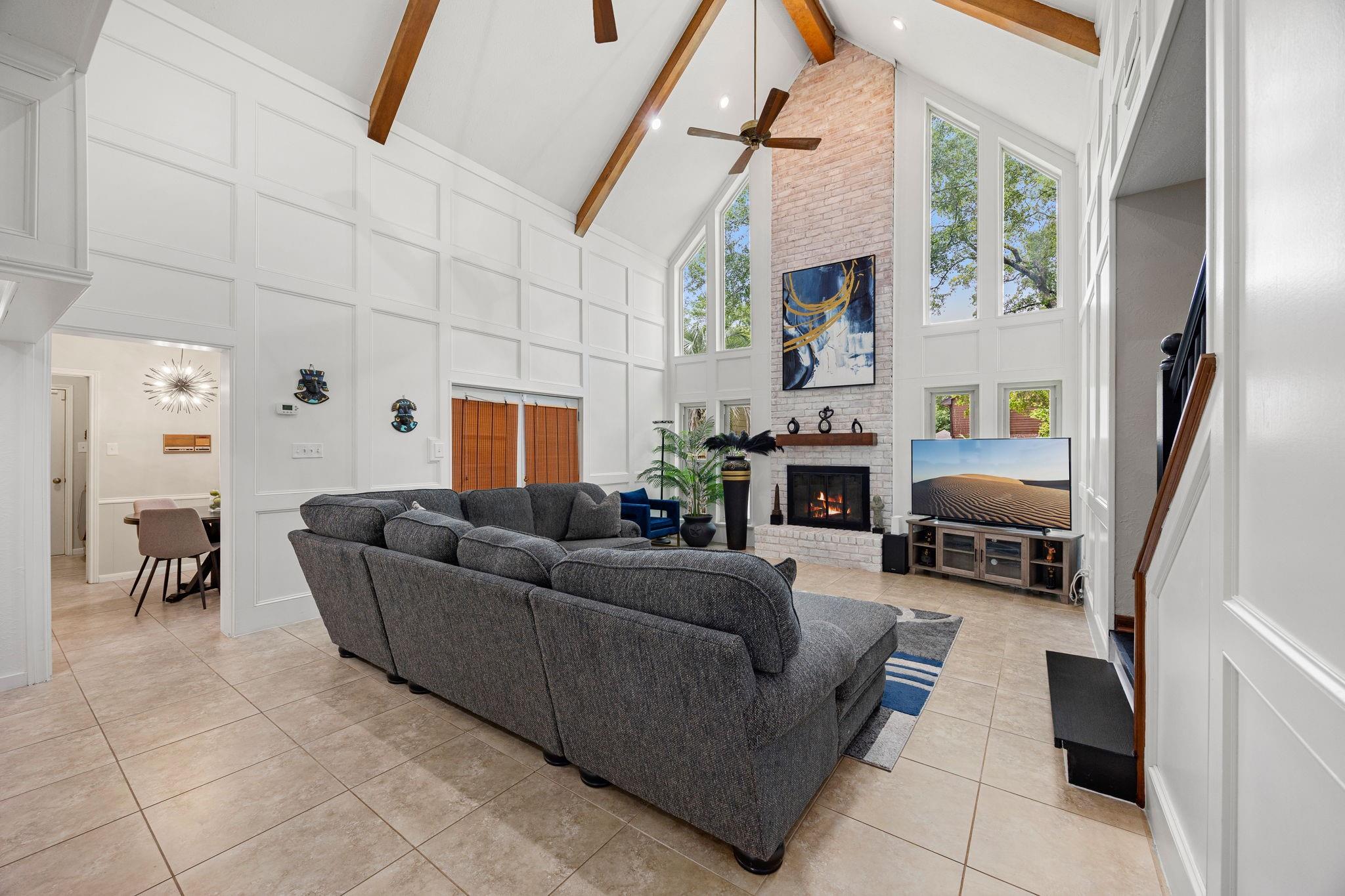 12511 Oak Plaza Drive