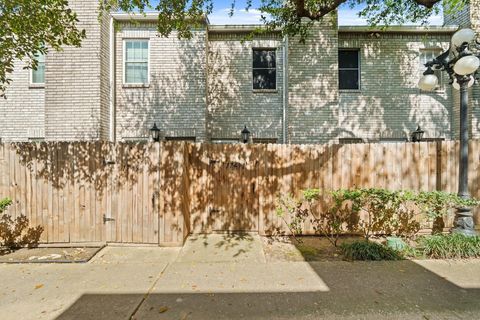 Tiny photo for 17491 Red Oak Drive #7491, Houston, TX 77090 (MLS # 92856121)