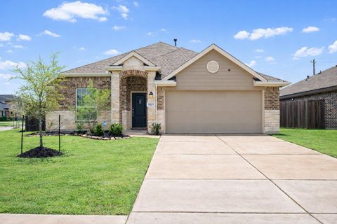 Homes For Sale - 9515 Vicksburg Road<br/> Baytown, TX 77521
