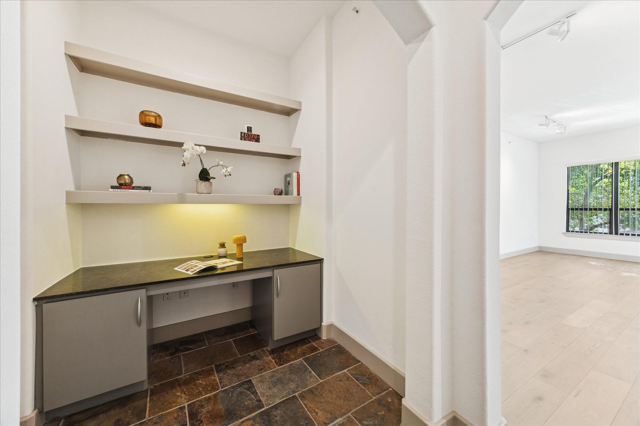 1901 Post Oak Boulevard 2203