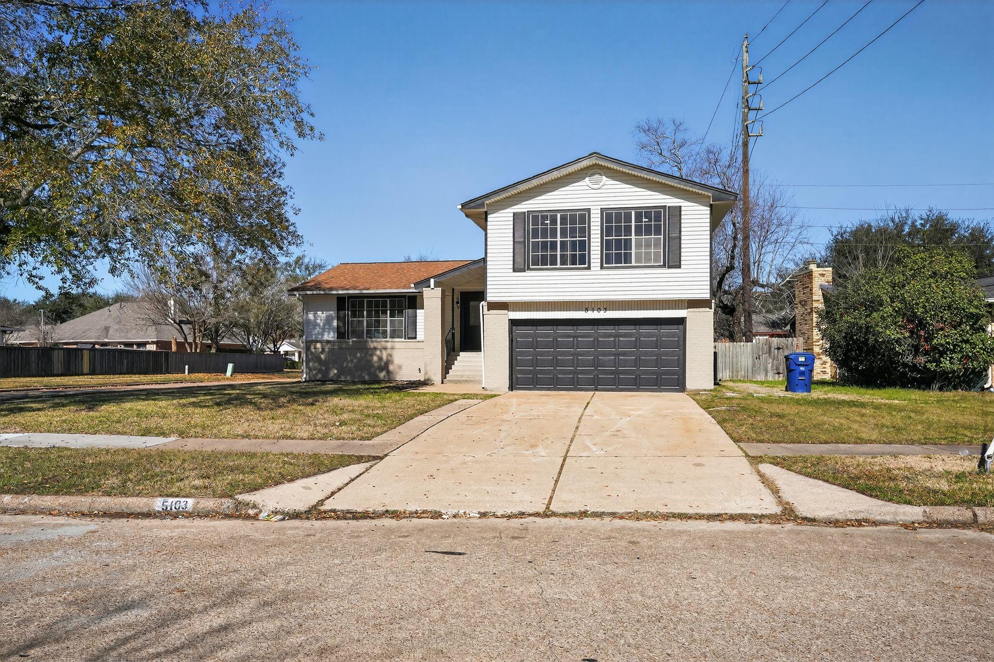 5103 Devon Green Drive