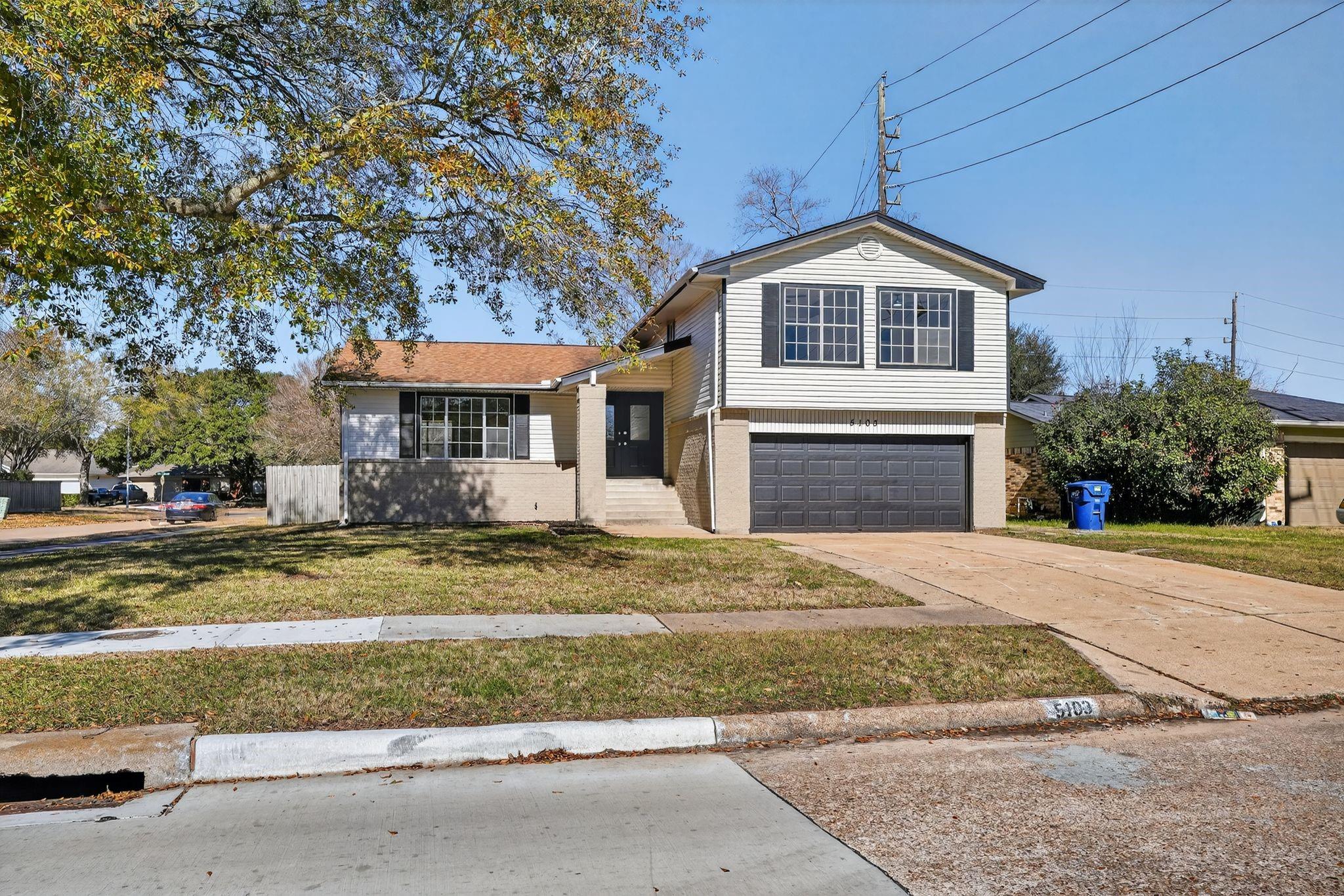 5103 Devon Green Drive