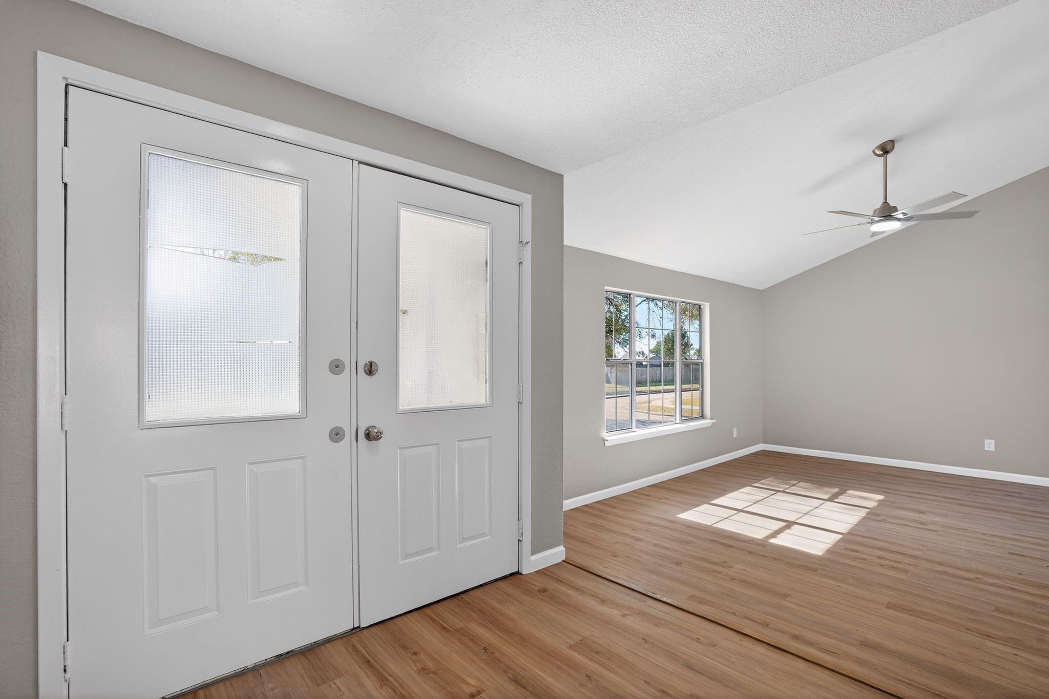 5103 Devon Green Drive