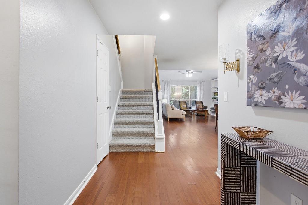 6 Wind Poppy Court