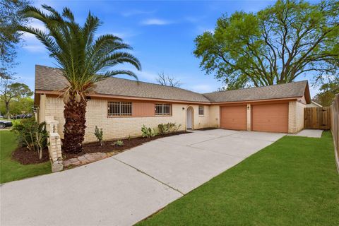 Photo of 9211 Benning Drive, Houston, TX 77031 (MLS # 25663179)