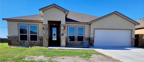 Photo of 224 Alysheba Dr DR, Victoria, TX 77901 (MLS # 17764072)