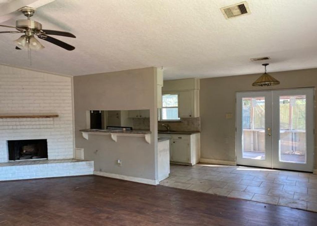 Photo of 24414 Whitesail Drive, Houston, TX 77336 (MLS # 94614620)