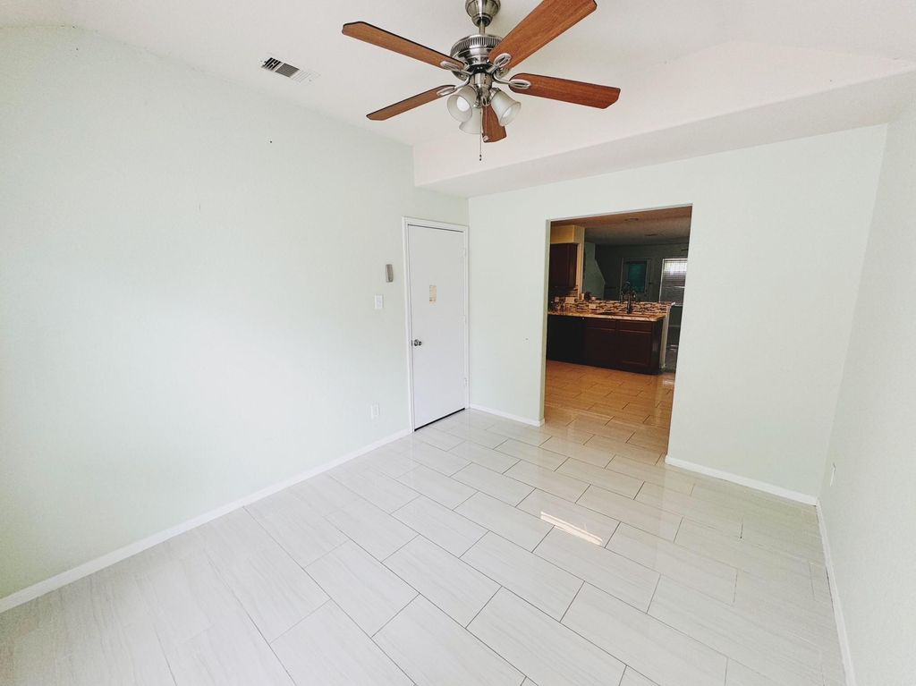 Photo of 10515 Ince Ln Ln, Houston, TX 77040 (MLS # 67434249)