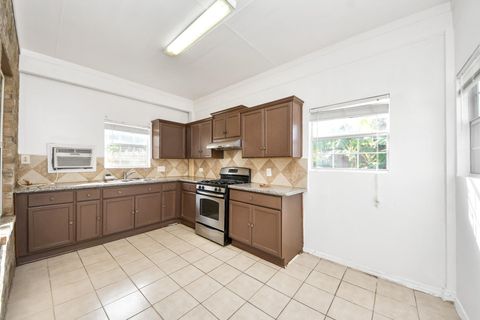 Tiny photo for 6306 Bain Drive, Missouri City, TX 77459 (MLS # 74111799)