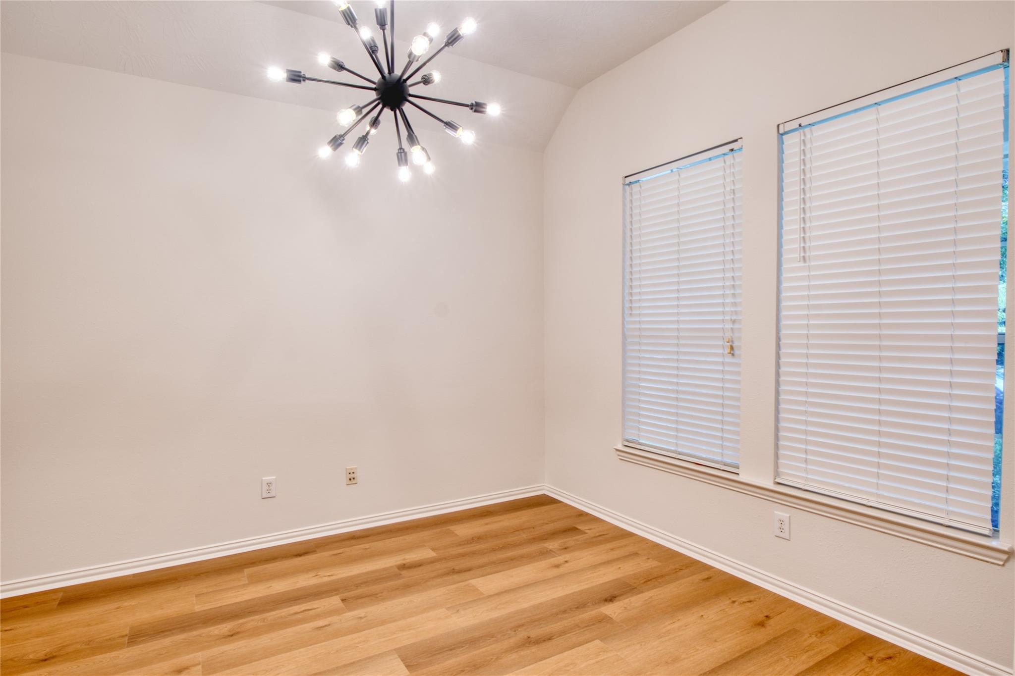 18314 S Elizabeth Shore Loop