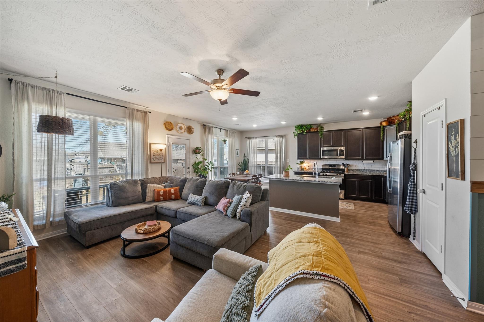 11947 Sunshine Park Drive N