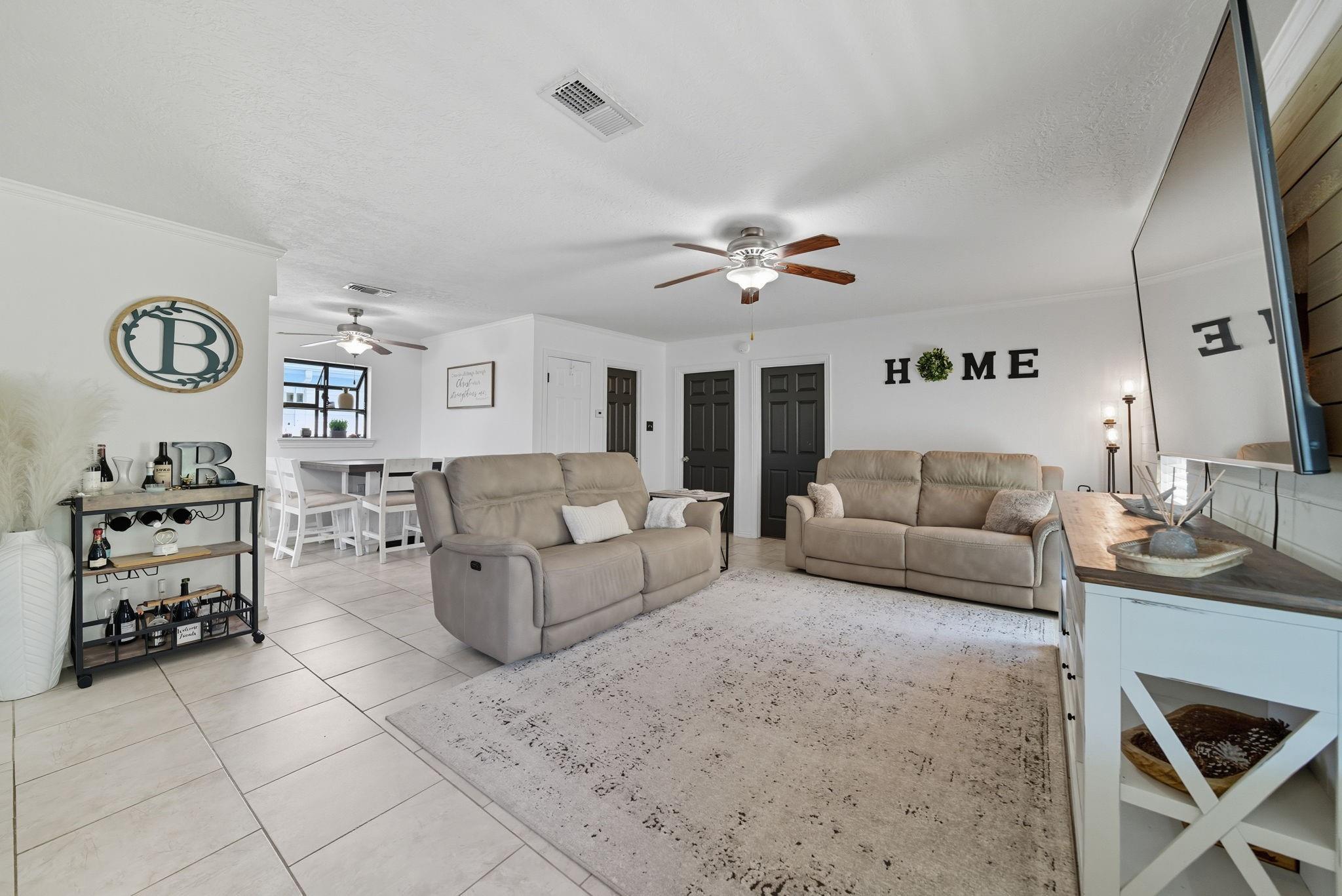 439 Pompano Street