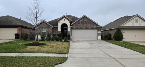 Homes For Sale - 3111 Zachary Bay Lane<br/> Dickinson, TX 77539