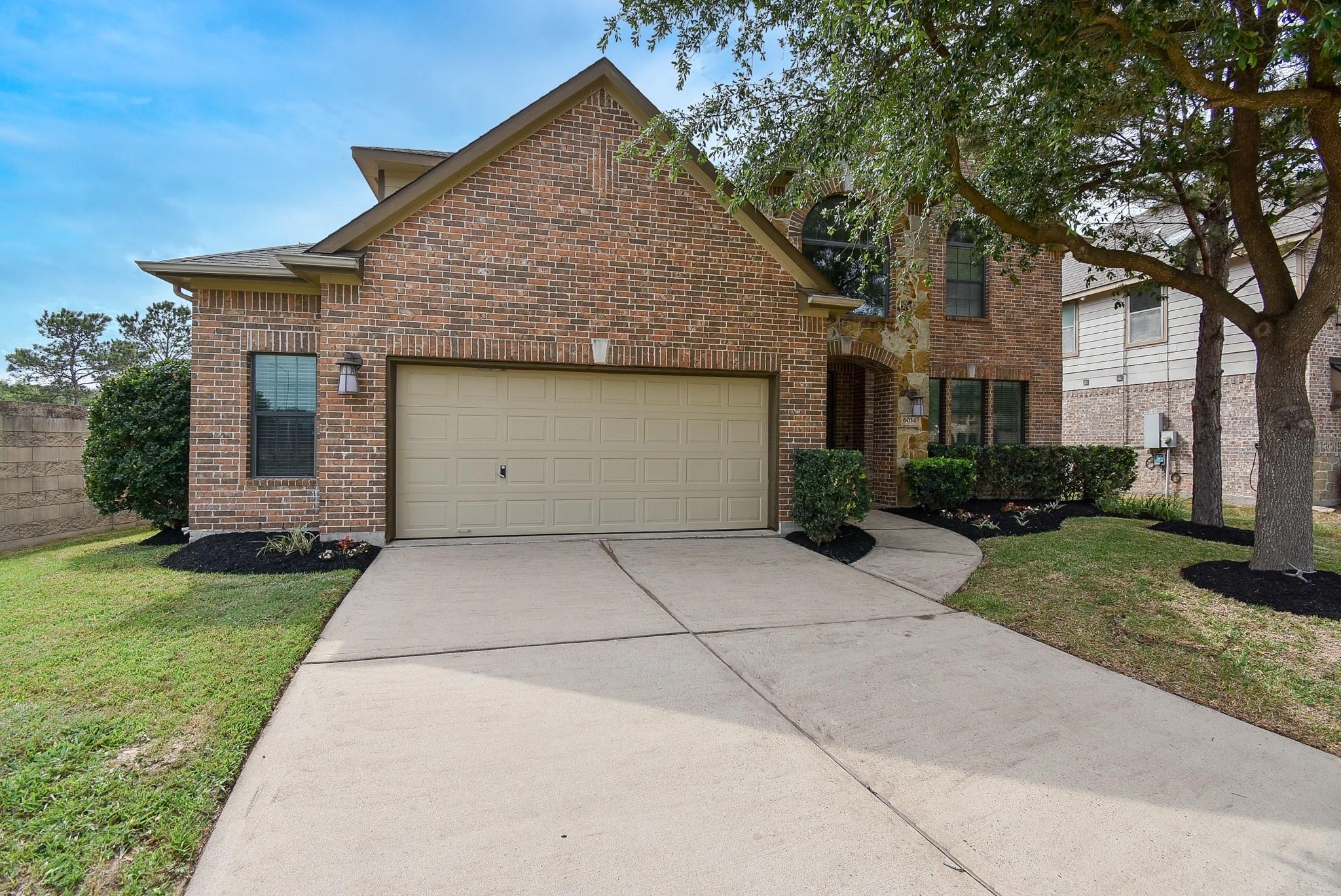 6034 Gracys Landing Lane
