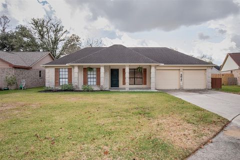 Photo of 5617 Freshmeadow Street, League City, TX 77573 (MLS # 62489892)