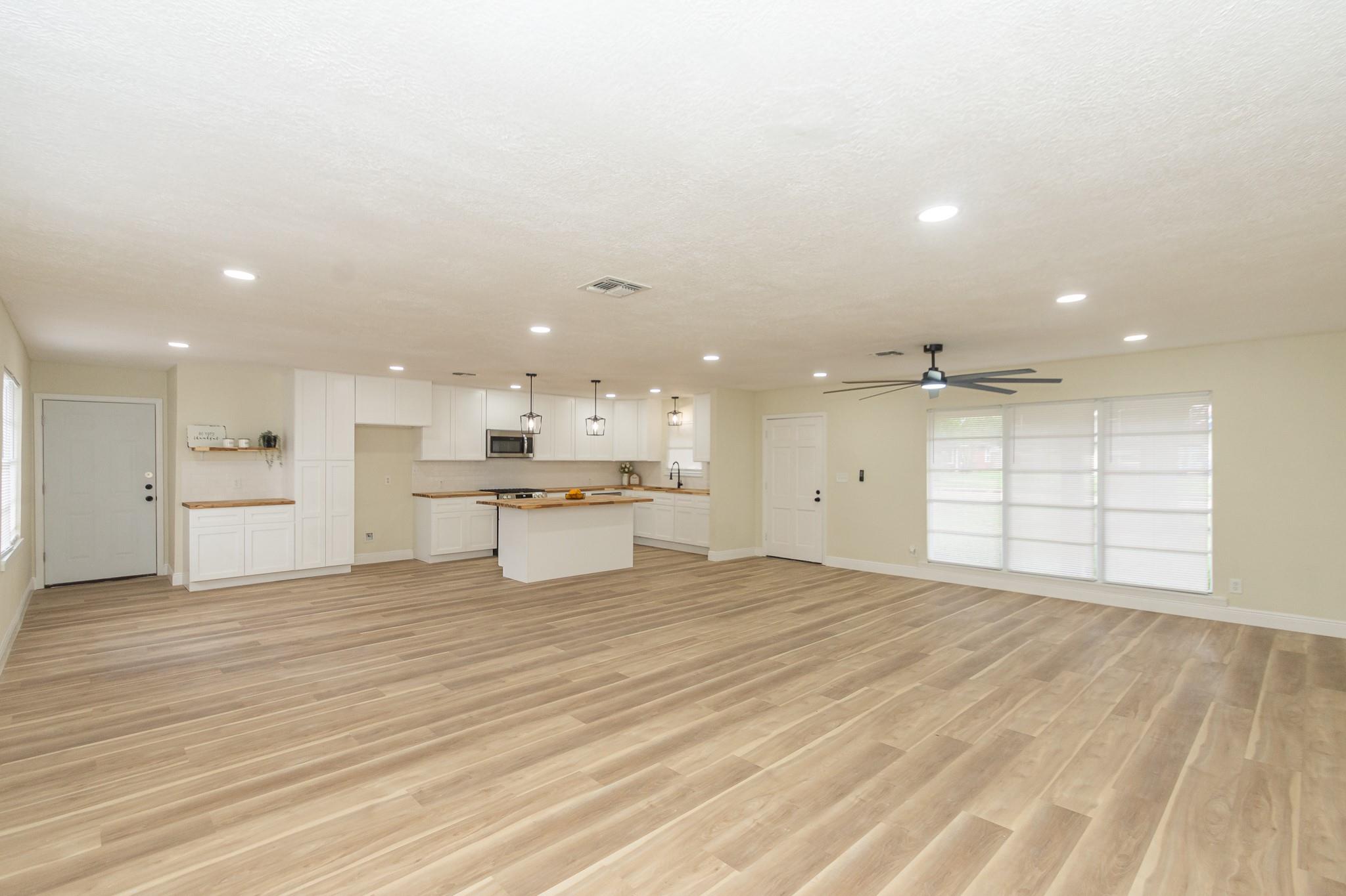 1318 Meadow Lark Street