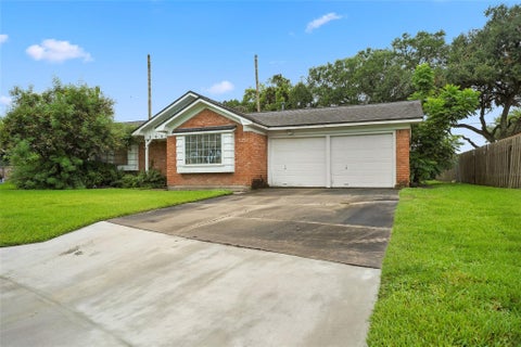 Photo of 2905 Borden Circle, El Campo, TX 77437 (MLS # 94970008)