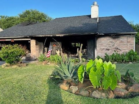 Photo of 2642 Planters House Lane, Katy, TX 77449 (MLS # 91945951)