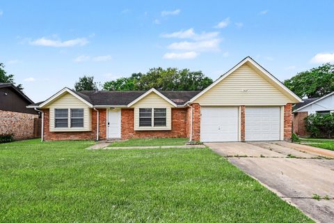 Photo of 19427 Gagelake Lane, Houston, TX 77084 (MLS # 87406637)