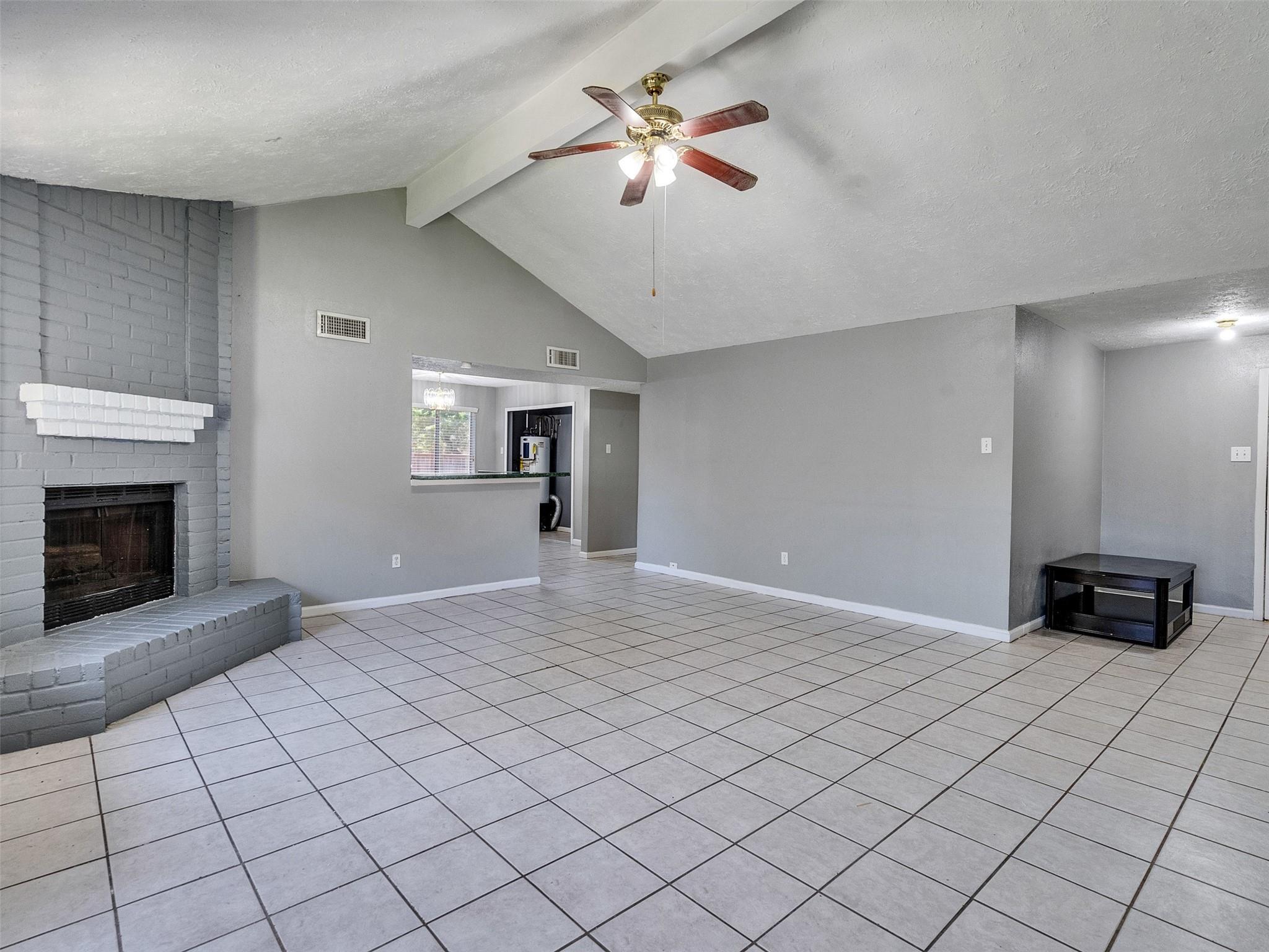 3306 Mayfly Court