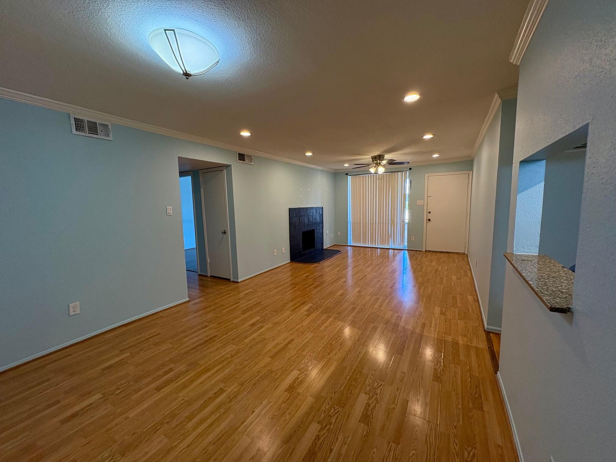 4635 Wild Indigo Street 503