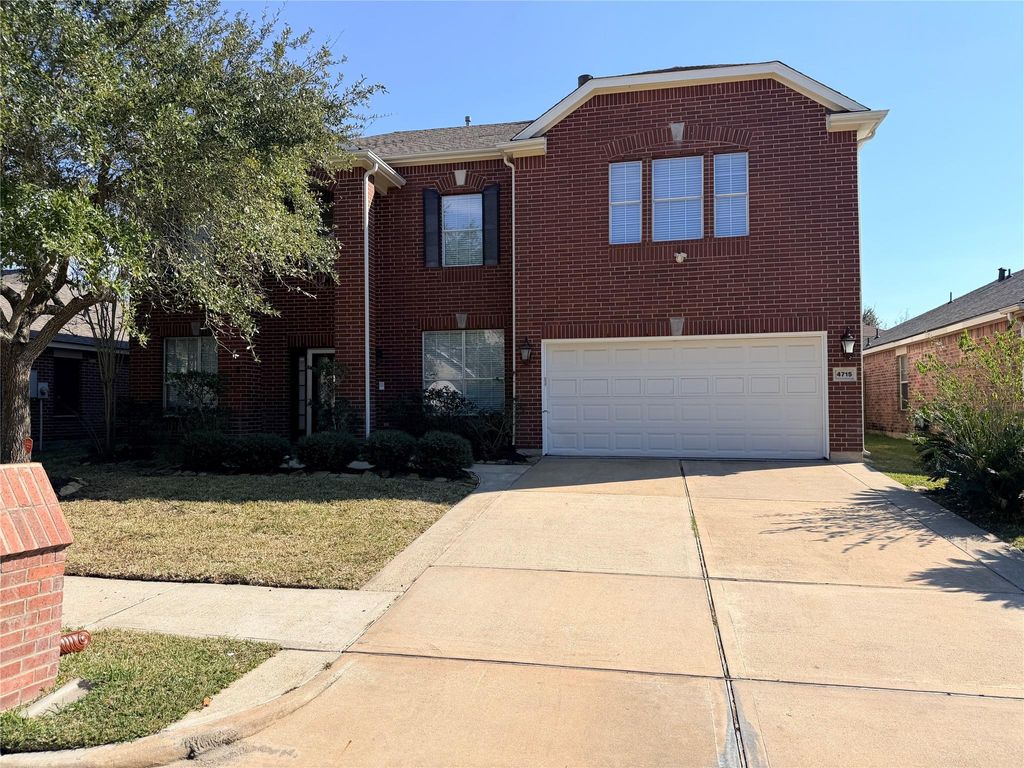 Photo of 4715 Lunsford Hollow Lane, Friendswood, TX 77546 (MLS # 79222975)