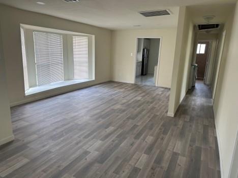 2318 Kingsdale Drive