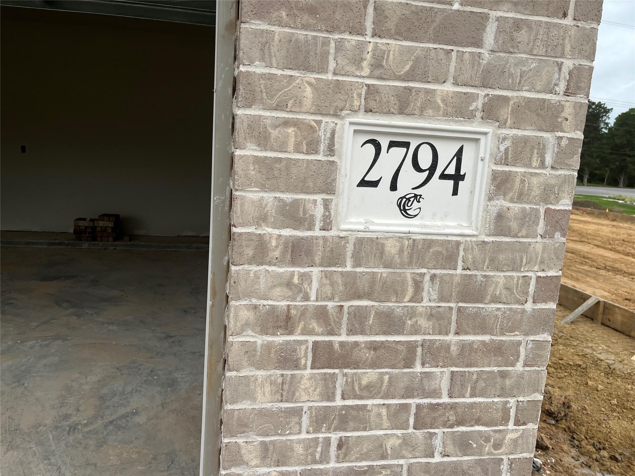 2794 English Laurel Drive