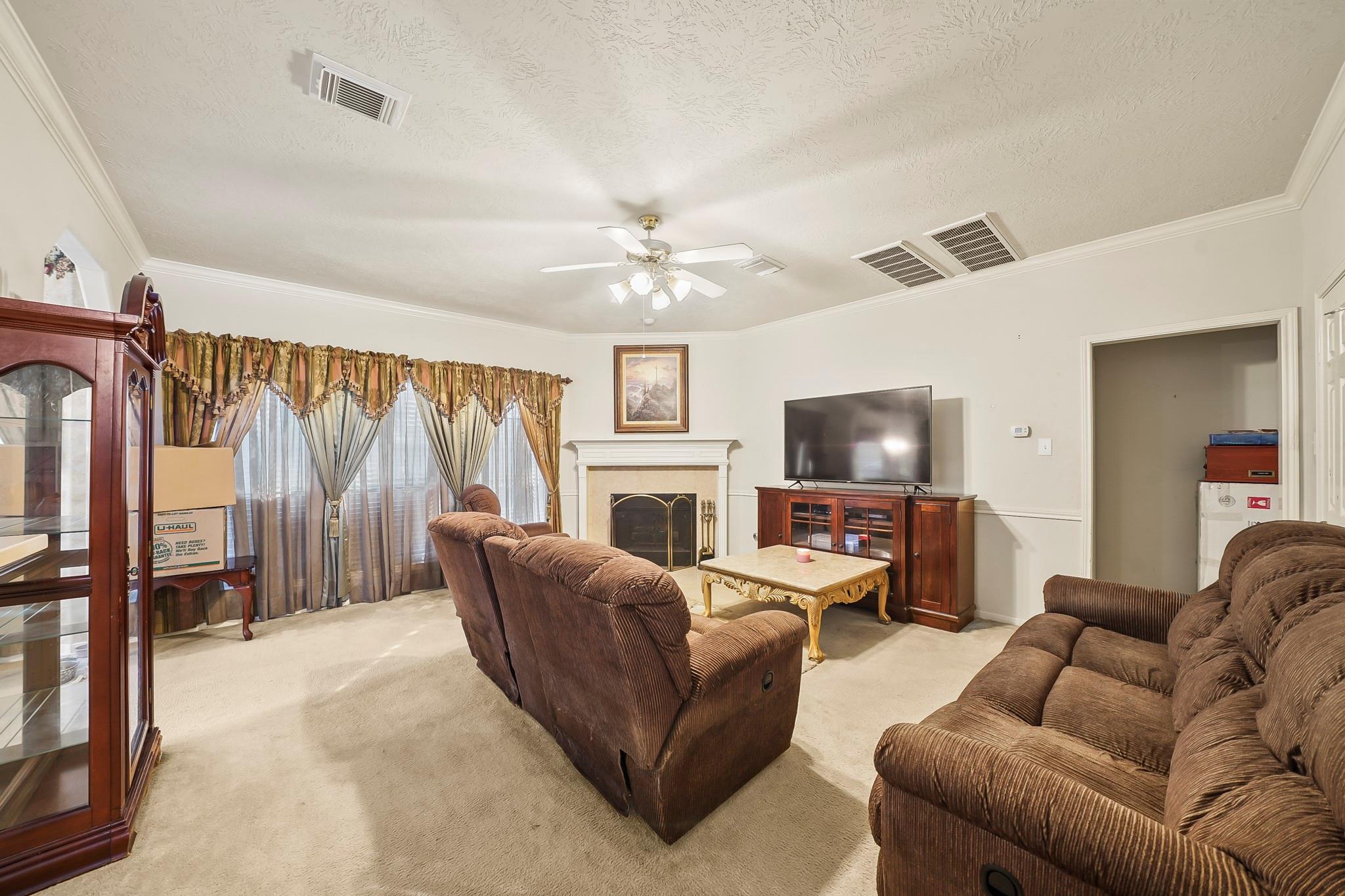 1906 Blue Quail Drive