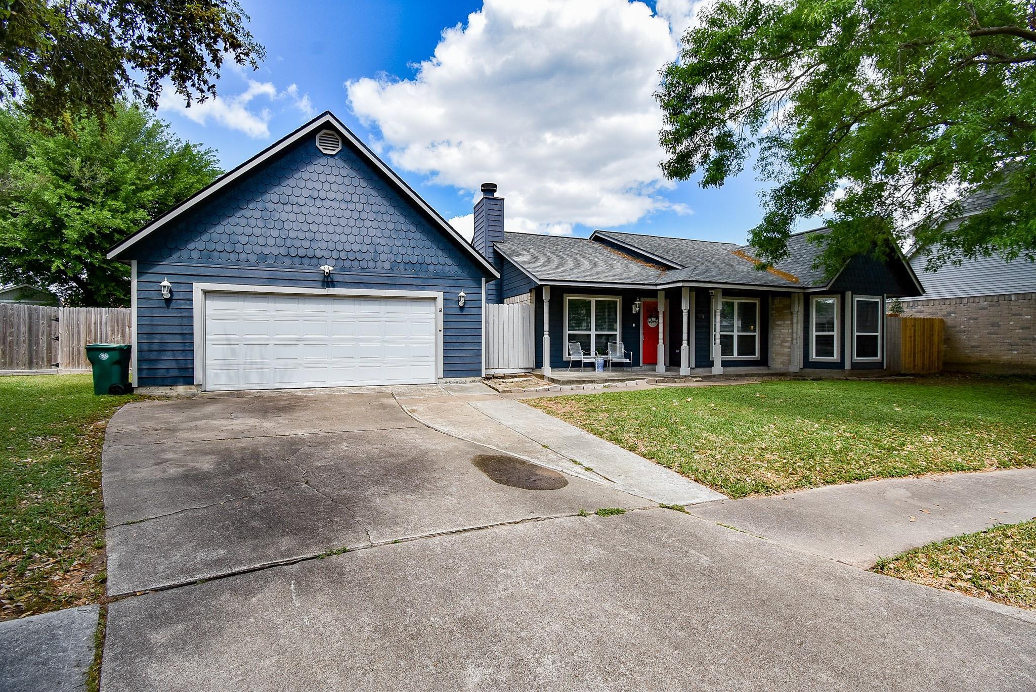 5911 Butterfly Circle