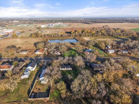 Photo of 315 S Fm 709 E, Dawson, TX 76639 (MLS # 42430401)