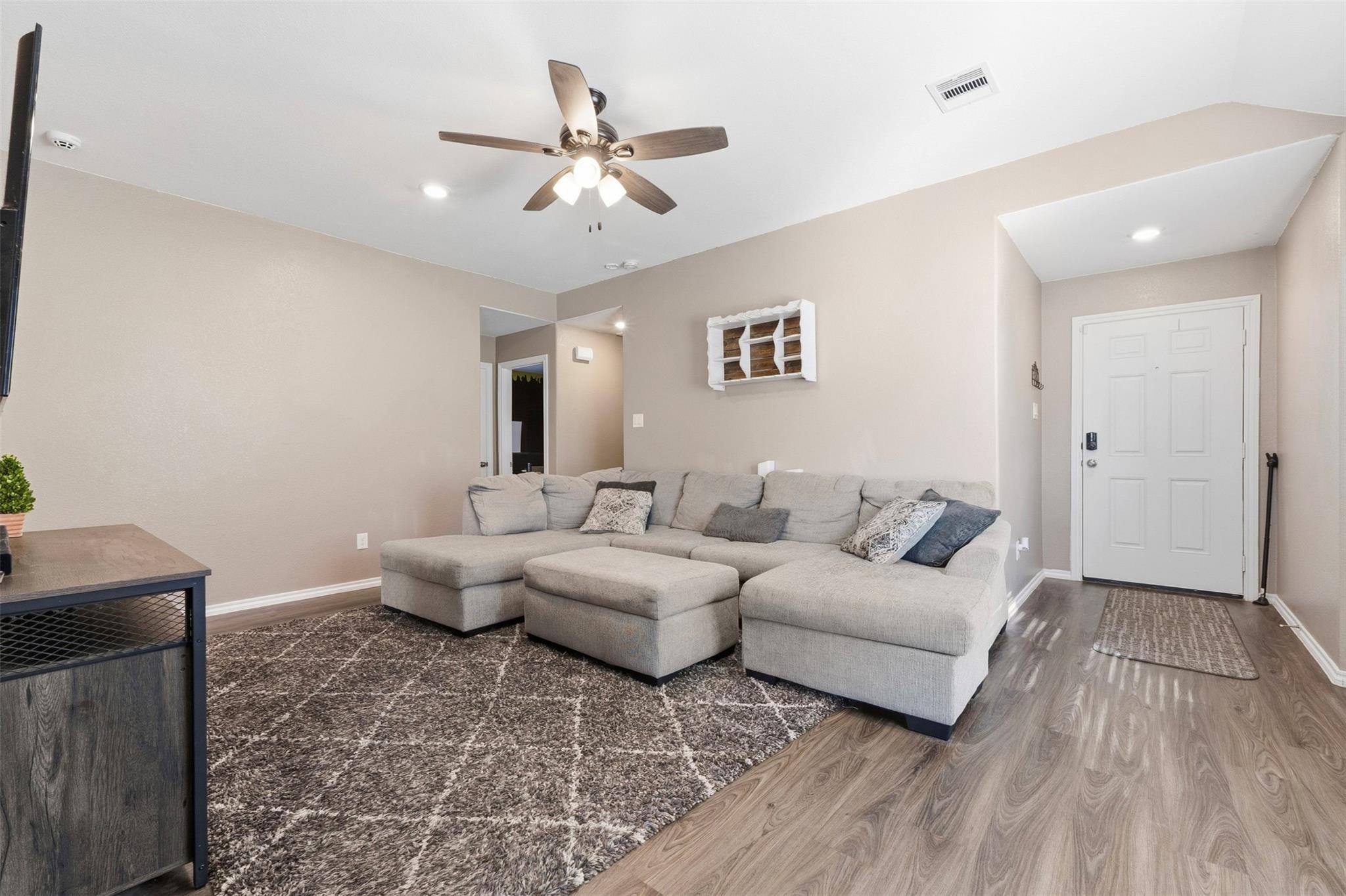 1207 Blue Hazel Court